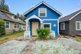 820 S Ferry St, Tacoma, WA 98405