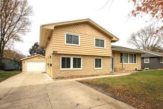 800 Spruce St NE, Hutchinson, MN 55350