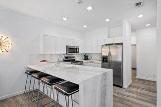 8208 Heritage Club Dr, West Palm Beach, FL 33412