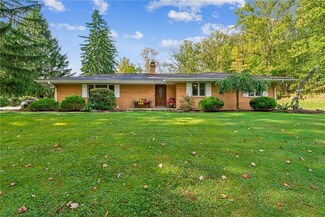 2410 Hillside Dr, Indiana, PA 15701