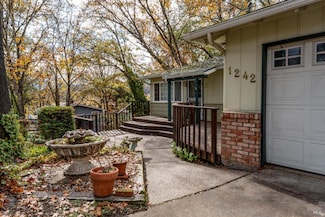 1242 Poplar Ave, Willits, CA 95490