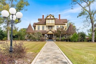 323 N Main St, Swainsboro, GA 30401