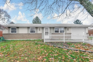 2020 Sioux Dr, Circleville, OH 43113