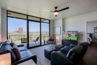 200 W Portland St Unit 1024, Phoenix, AZ 85003