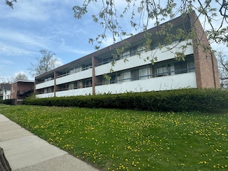 207 Ballard St Unit 103, Ypsilanti, MI 48197