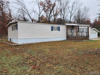 1106 Harrison Ave, Sandoval, IL 62882