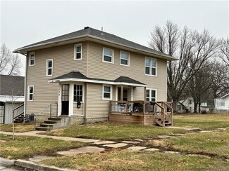 123 W Cornhill St, Cameron, MO 64429