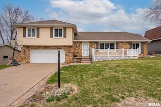 1430 Terrace Park Dr, Bettendorf, IA 52722