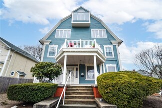 1291 Narragansett Blvd Unit 3, Cranston, RI 02905