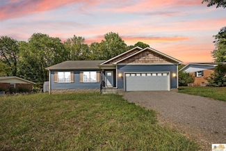 122 Meadow Dr, Glasgow, KY 42141