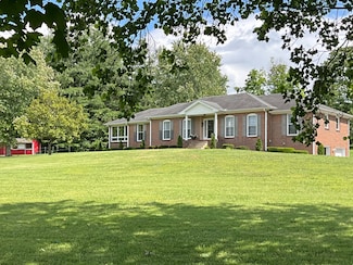 5247 Stacy Springs Rd, Springfield, TN 37172