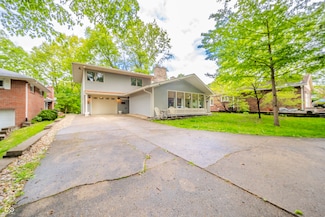 806 Maplewood Ave, Anderson, IN 46012
