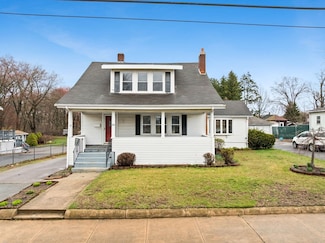 246 West St, Brockton, MA 02301