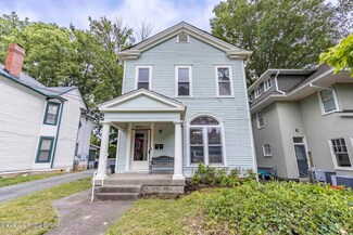 2204 Dearing Ct, Louisville, KY 40204