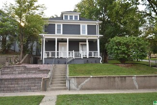 108 Sioux St, Sioux City, IA 51103