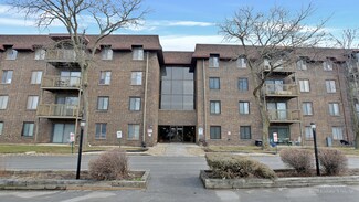 840 Elder Rd Unit A109, Homewood, IL 60430
