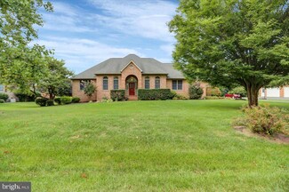 11120 Shalom Ln, Hagerstown, MD 21742