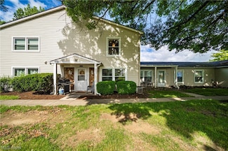 2792 Ivy Hill Cir Unit A, Cortland, OH 44410