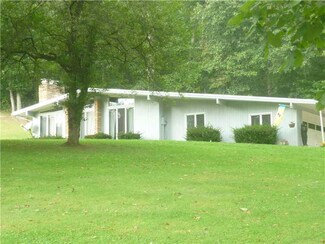 945 State Route 210, Shelocta, PA 15774