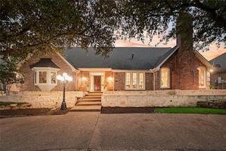 2406 Club Creek Blvd, Garland, TX 75043