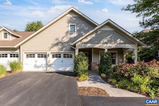 75 Rosewood Dr, Nellysford, VA 22958