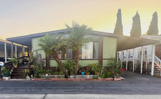 139 Laburnum Ln, Fountain Valley, CA 92708