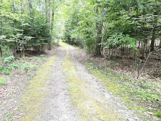 15 Amys Way, Gorham, ME 04038