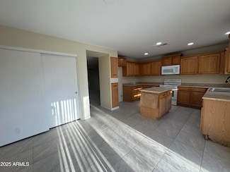 1352 S 221st Ln, Buckeye, AZ 85326
