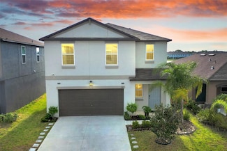582 Royal Empress Dr, Ruskin, FL 33570