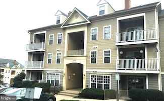 1037 Gardenview Loop Unit 204, Woodbridge, VA 22191