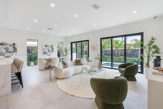 1814 Middle River Dr, Fort Lauderdale, FL 33305