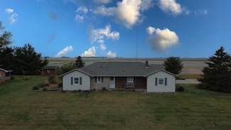 1505 N 2000 East Rd, Watseka, IL 60970