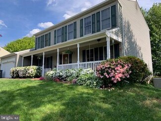 9525 Country Roads Ln, Manassas, VA 20112