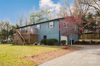 20 Ridgeway Dr, Flat Rock, NC 28731