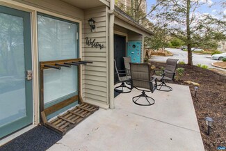 2240 Tanners Ridge, Roseland, VA 22967