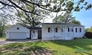 1649 N Perry St, Ottawa, OH 45875