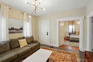 14 Garret St, Dayton, OH 45410