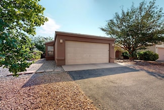 1704 Jeffrey Rd NE, Rio Rancho, NM 87144