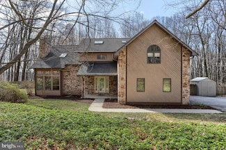 1250 Ash Ln, Lebanon, PA 17042