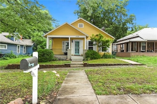 320 Vine St, Leavenworth, KS 66048
