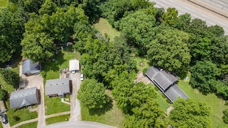 3502 Ripple Creek Dr, Louisville, KY 40229