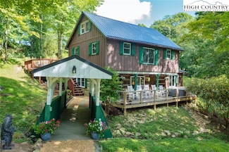 17 Grey Fox Ridge Rd, Banner Elk, NC 28604