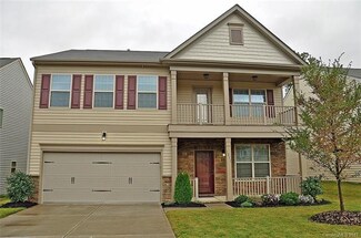 1211 Guadalupe Ln, Charlotte, NC 28214