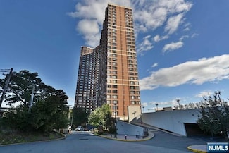 100 Old Palisade Rd Unit 2113, Fort Lee, NJ 07024