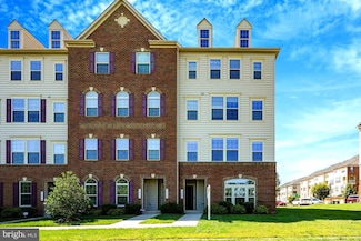 7825 Culloden Crest Ln, Gainesville, VA 20155