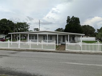 4733 Rollins St, Zephyrhills, FL 33542