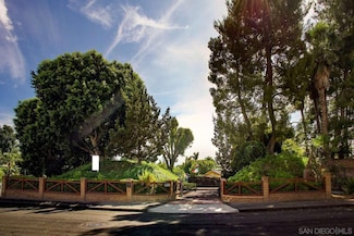 5553 Scenic View Dr, Yorba Linda, CA 92886