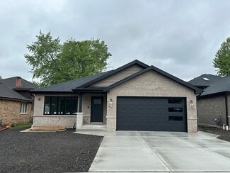 11122 S Leamington Ave, Alsip, IL 60803