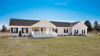 3231 Jacks Fairway, Nashport, OH 43830