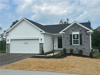 121 Samantha Dr, Monaca, PA 15061